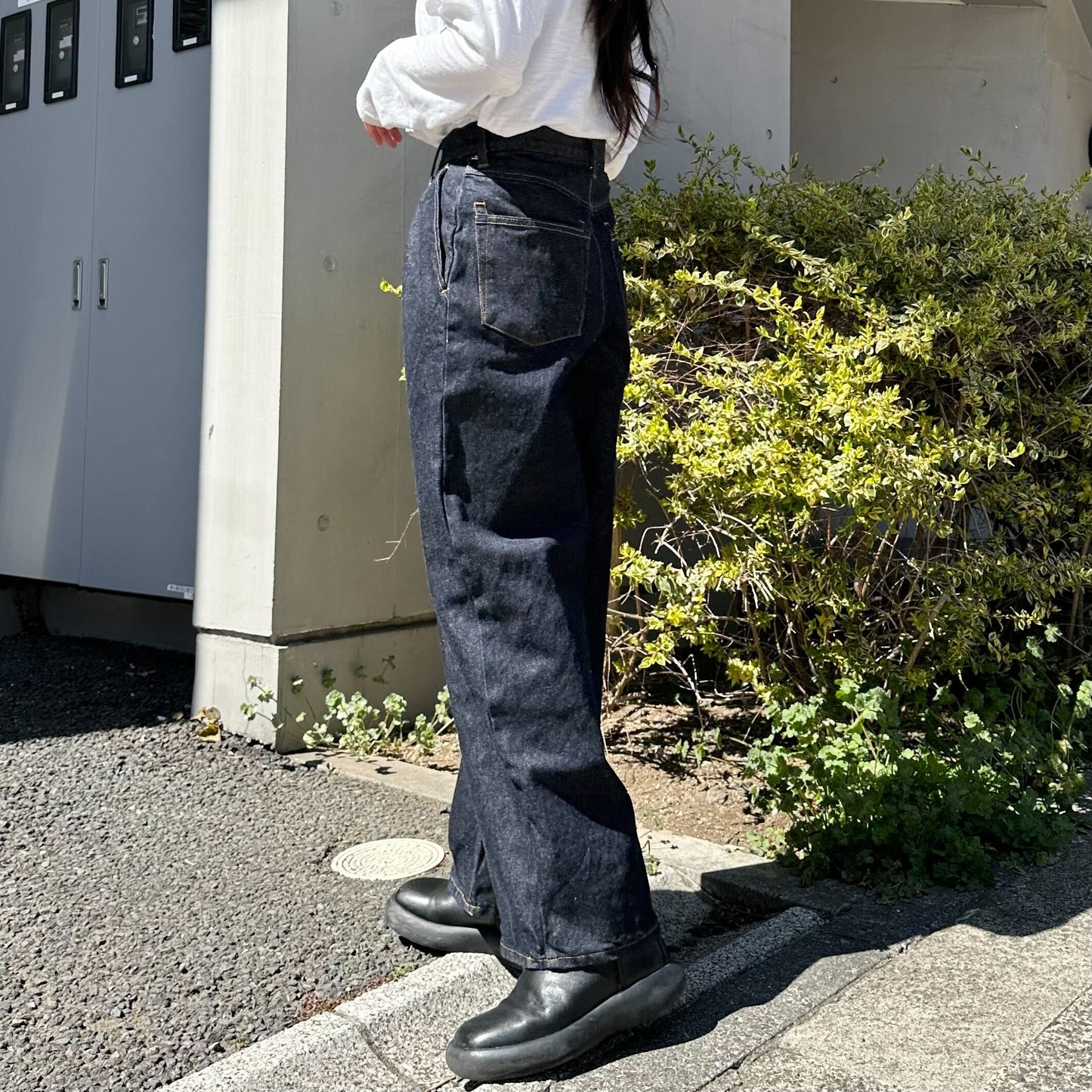 ワイドタックデニムパンツ 72983 DEEPBLUE