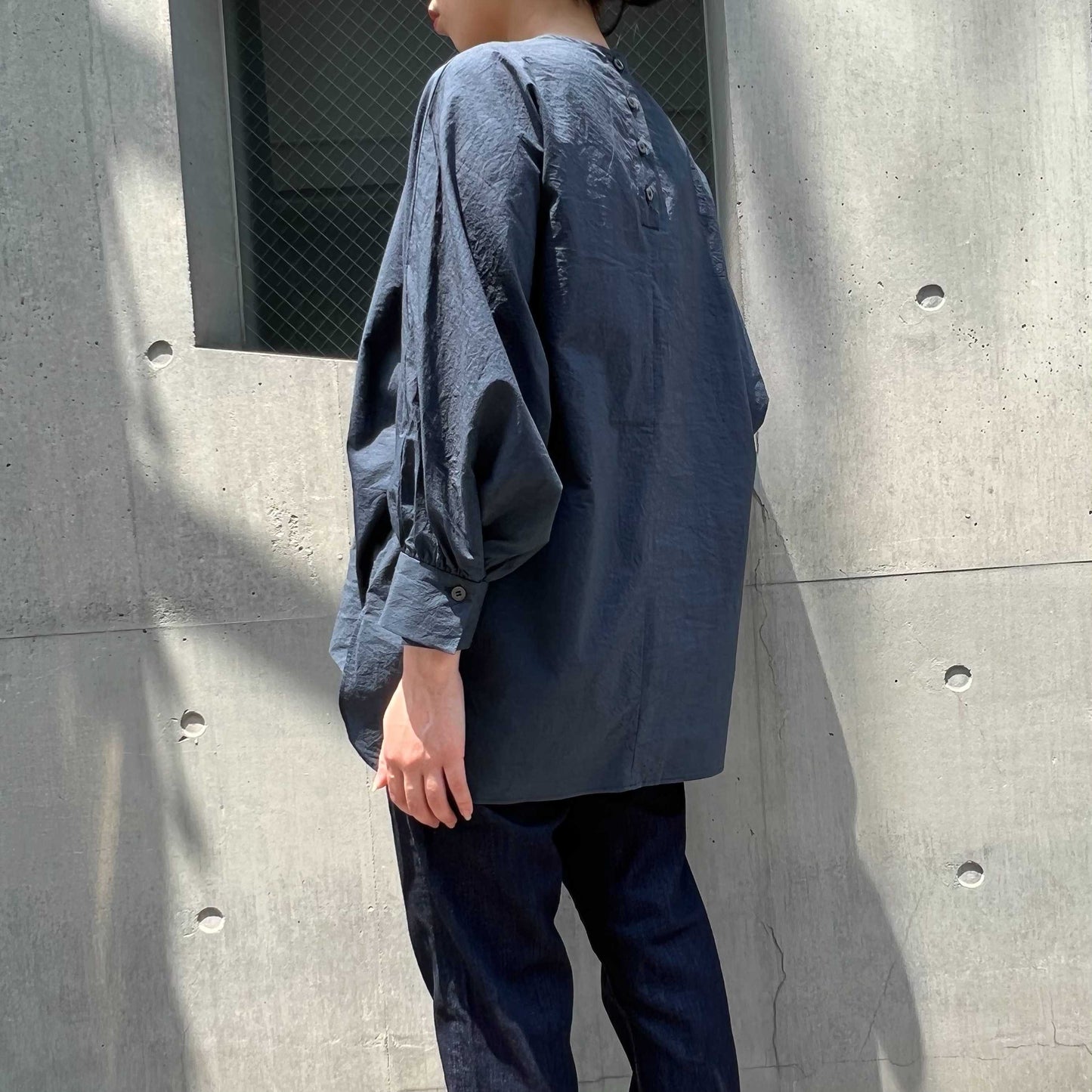 ドルマンブラウス 72930 DEEPBLUE
