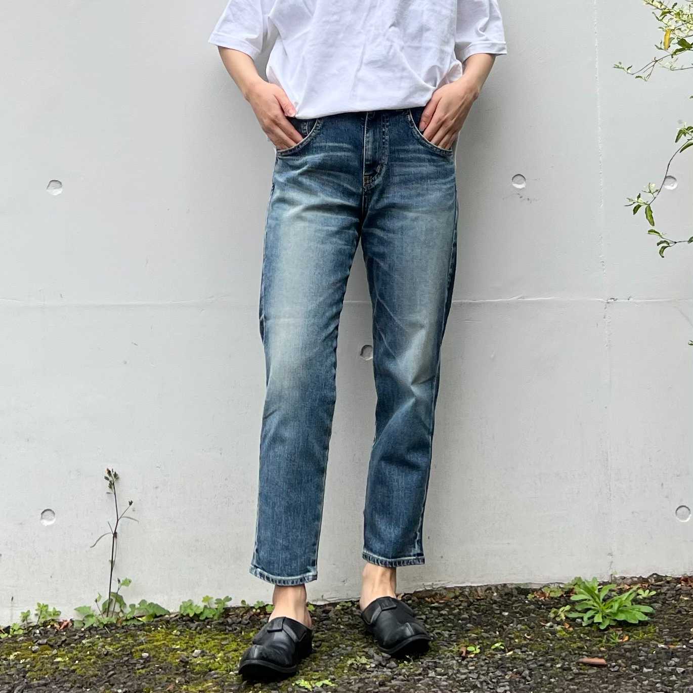 ストレッチデニムアンクル丈テーパードパンツ 73966 DEEPBLUE