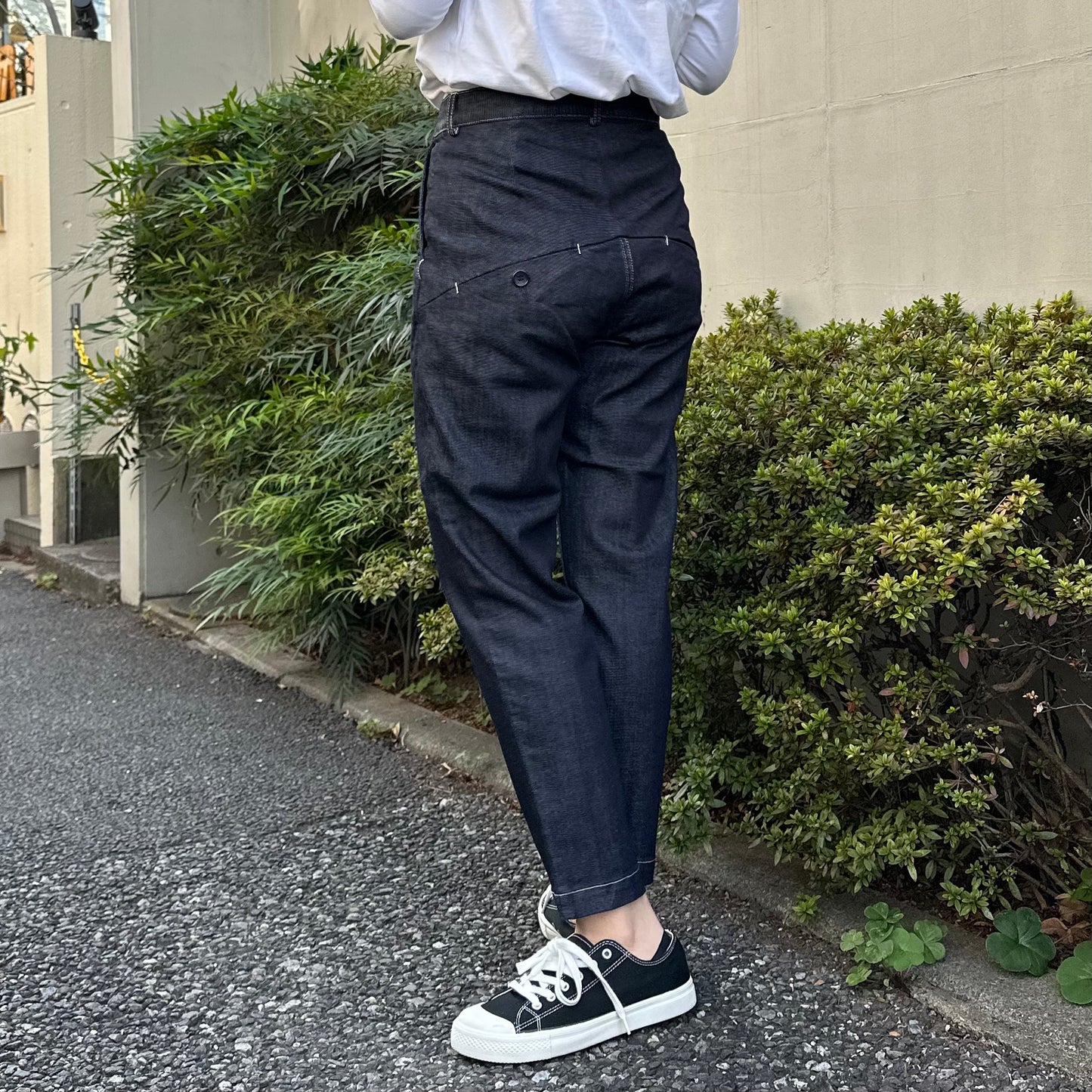 切替テーパードデニムパンツ 72822 DEEPBLUE