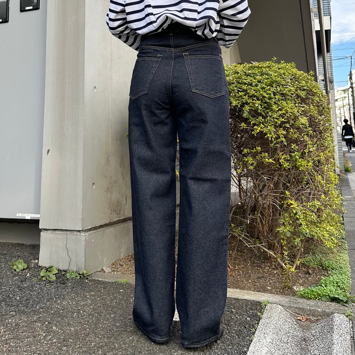 ストレートデニムパンツ  72986 DEEPBLUE